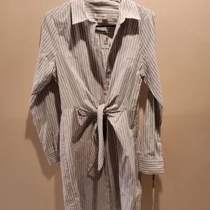calvin klein grey and white striped dress Calvin Klein Grey & White Striped Dress Size 8 Pleated Knee Length  Sleeveless